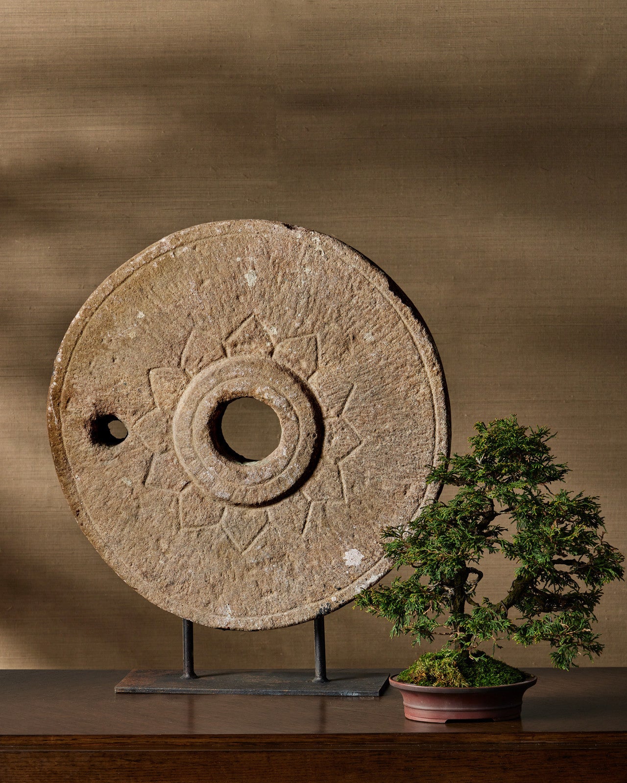 Stone On Wheel Stand